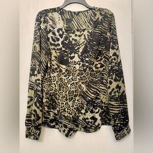 Guess Women’s Animal Print Green Cheetah Blouse XL‎